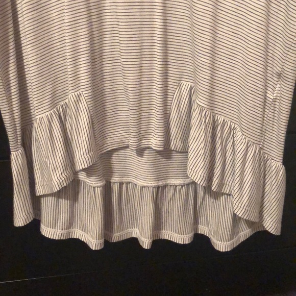 Black and white striped blouse - Picture 3 of 3